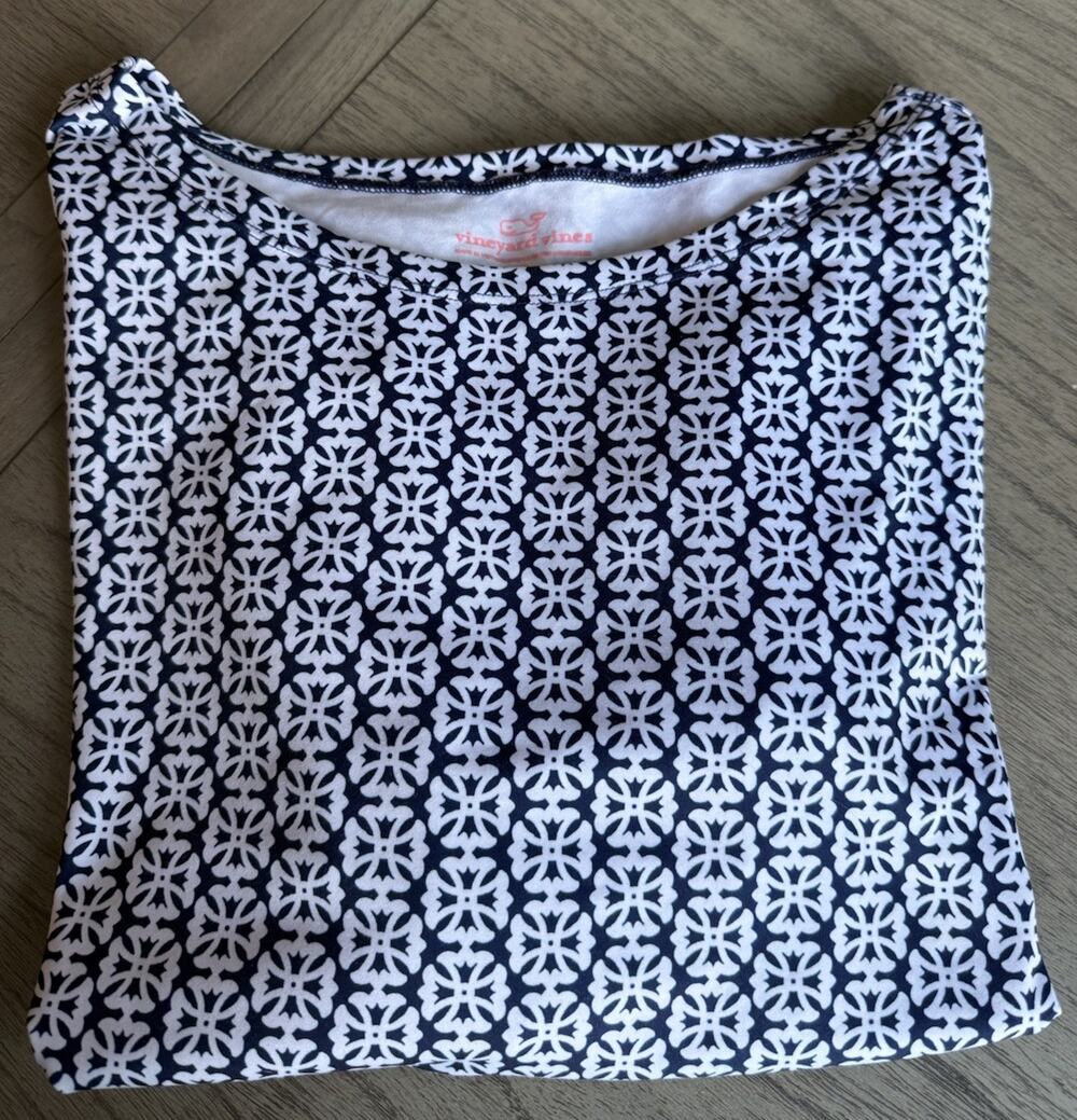 Vineyard Vines Performance Navy Geometric Print 3/4 Sleeve Boat Neck Top Size XL